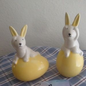 Set of  2 White Bunny Rabbits w Yellow Egg   Figurine Ceramic